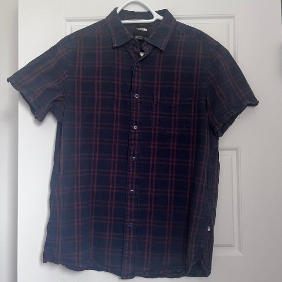 North Face Button Up Shirt - Picture 1 of 4